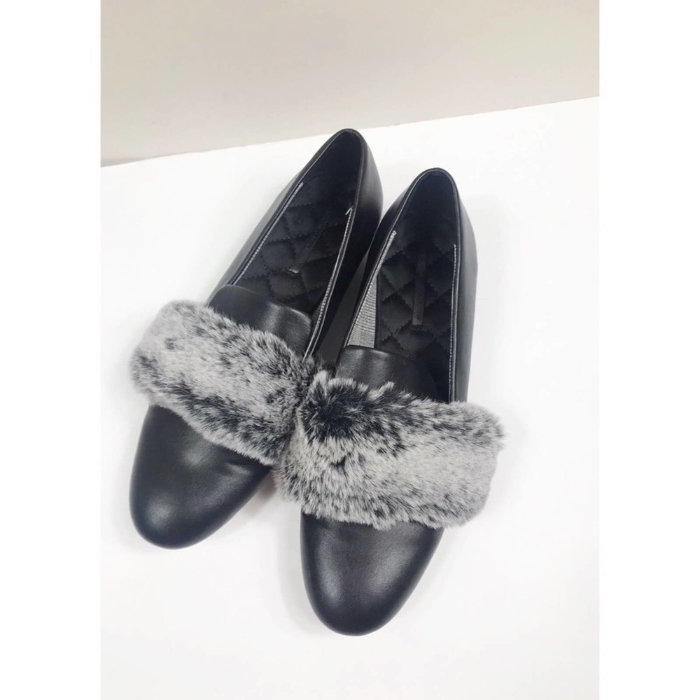 Zara women, black leather flats    37/6.5   #33 - Picture 4 of 5
